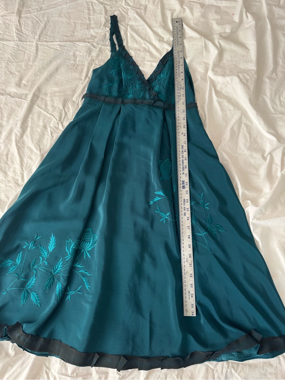Sue Wong Teal Embroidered V-Neck Midi Dress - Picture 2 of 11